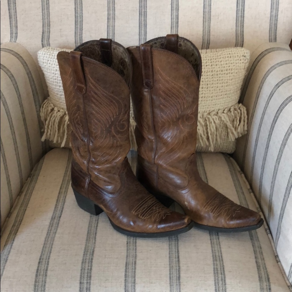 Ariat Western / Cowboy Boots - Size 7.5